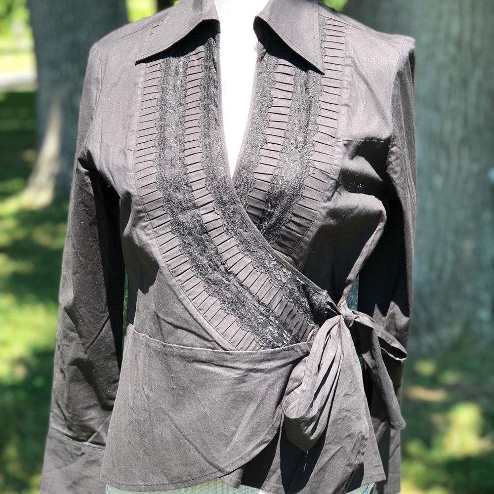 Black Women’s top. Dress shirt.